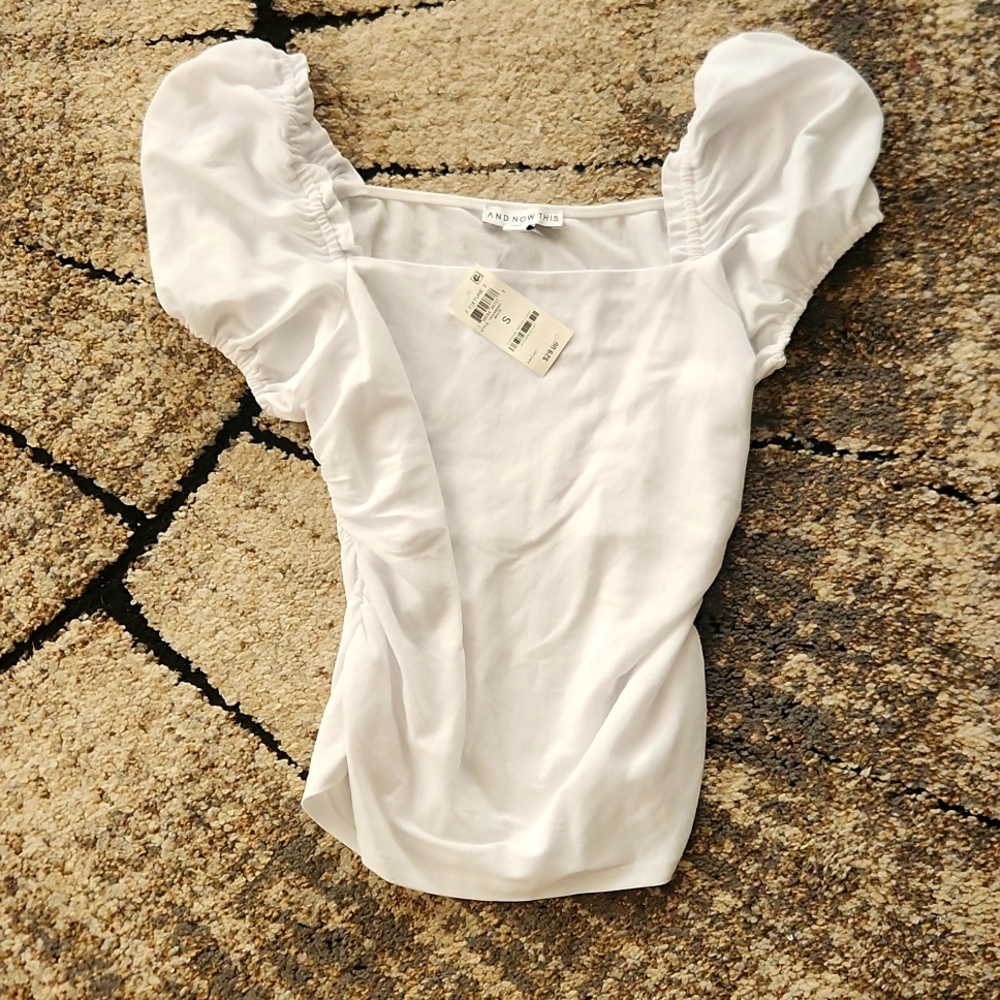 And now this white top
